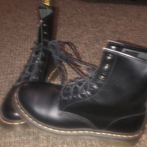Original doc martens black size 7 never worn